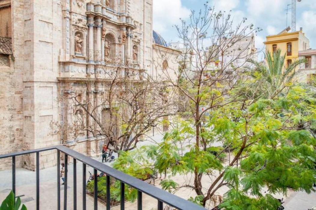 Apartamento Soleado En Plaza Del Carmen 瓦伦西亚 外观 照片