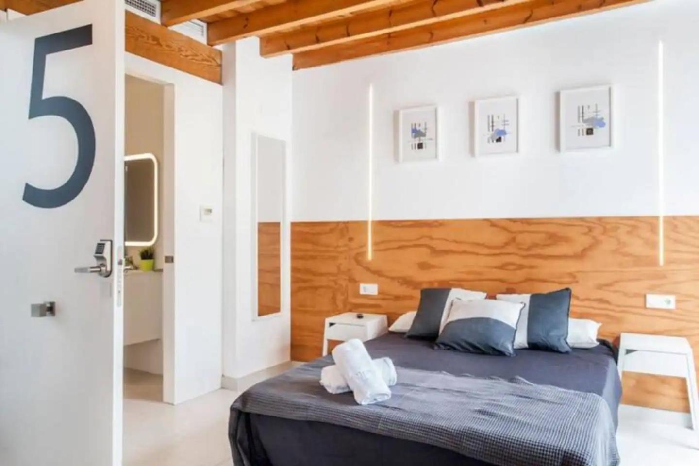 Apartamento Soleado En Plaza Del Carmen 瓦伦西亚 外观 照片
